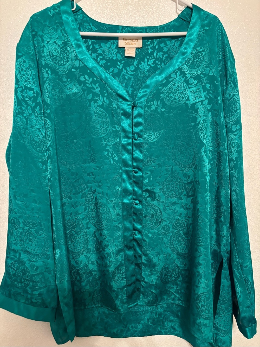 2 vintage Victorias Secret sleep shirts L